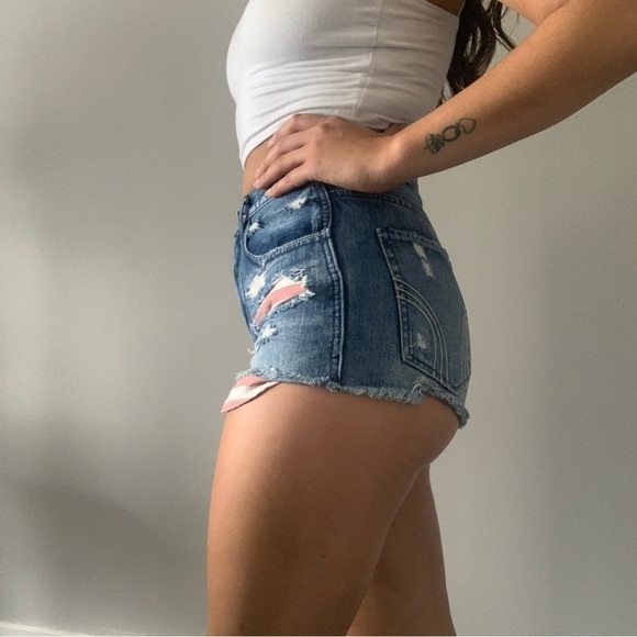 πΊπΈHollister High Waisted Jean Shorts American Flag Pockets Women's Size 26πΊπΈ - Picture 2 of 10